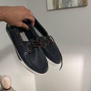 Mens boat shoes